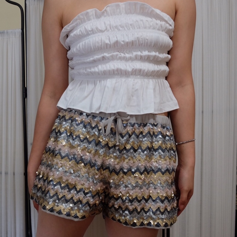 (Unique) Bling bling, Spangle Sequin  Shorts